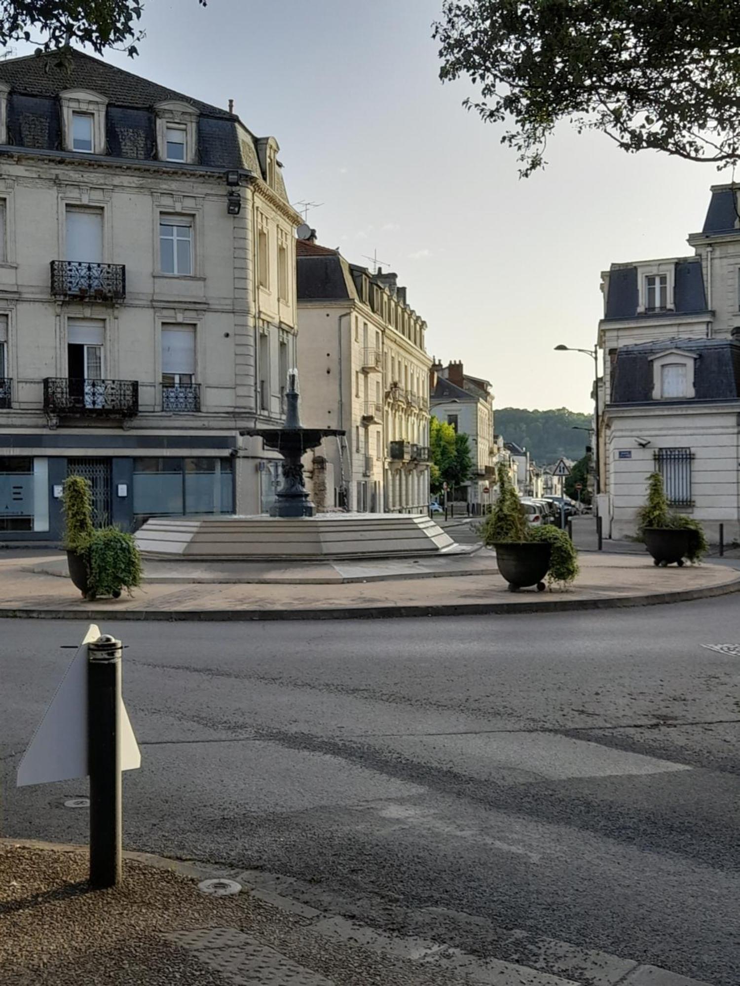 T2 Proche Du Quartier Historique Appartement *